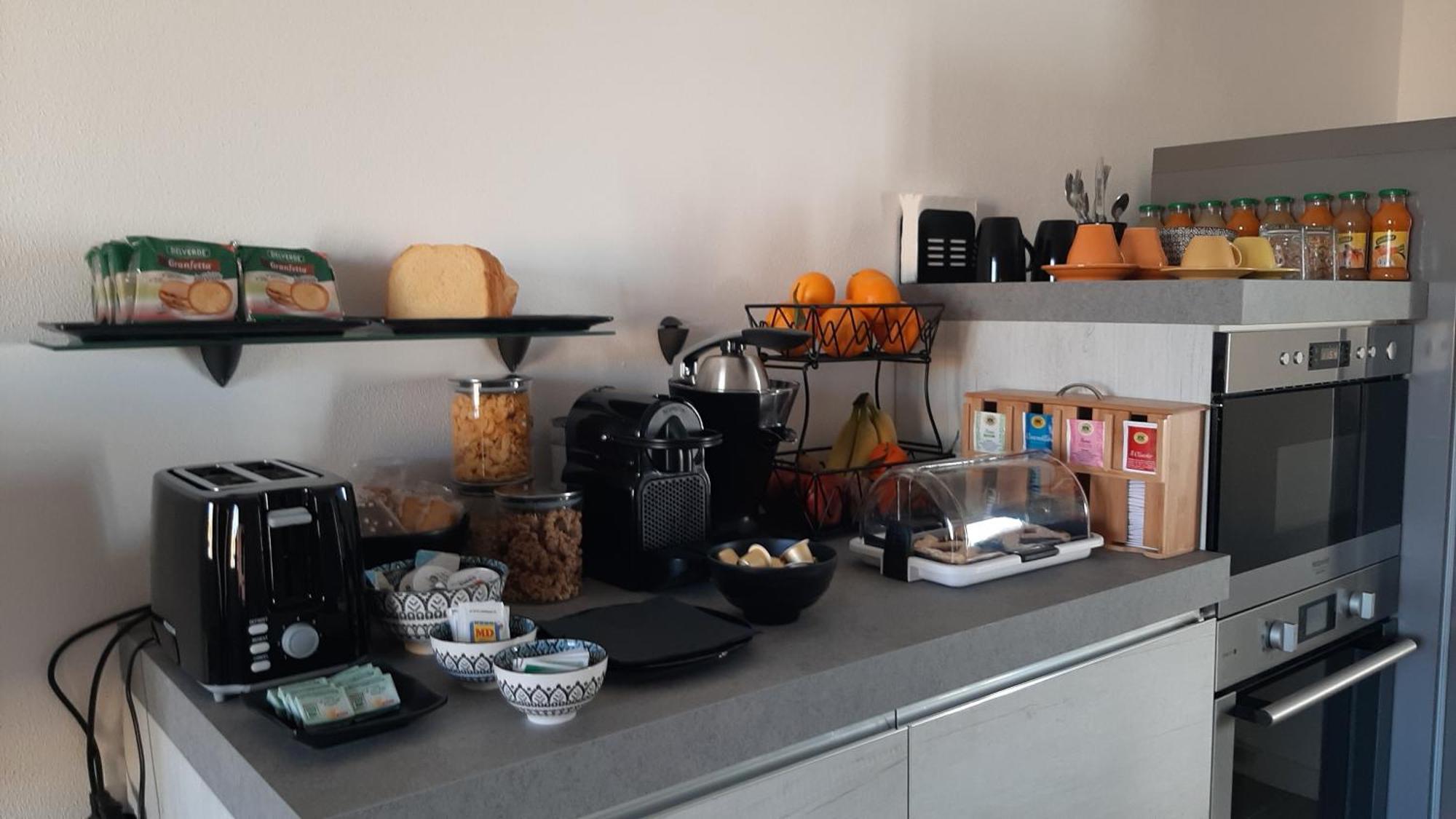 Casa Rosy - Stanza Privata Con Bagno Esclusivo E Parcheggio Gratuito Leilighet Porto Torres Eksteriør bilde