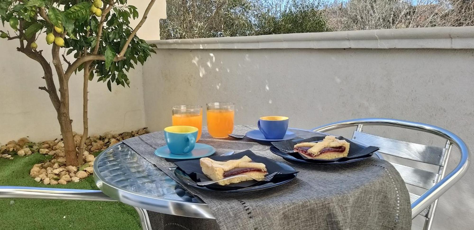 Casa Rosy - Stanza Privata Con Bagno Esclusivo E Parcheggio Gratuito Leilighet Porto Torres Eksteriør bilde
