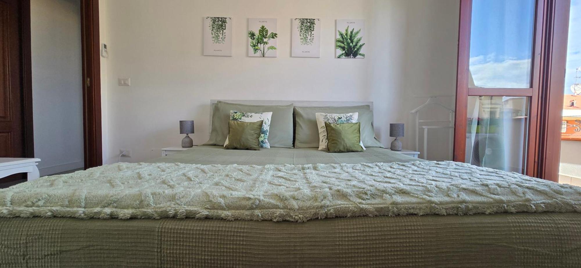 Casa Rosy - Stanza Privata Con Bagno Esclusivo E Parcheggio Gratuito Leilighet Porto Torres Eksteriør bilde